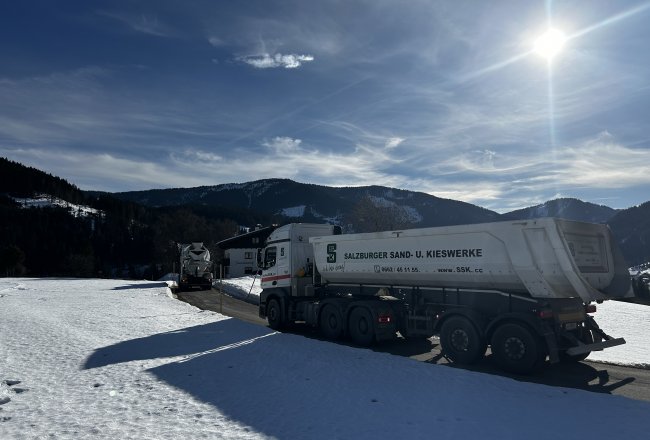 LKW's kommen im Winter