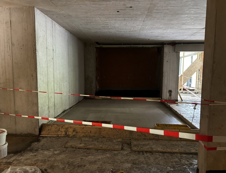 Das Kinderbecken wurde betoniert