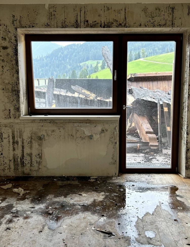 Brandschaden im Zimmer