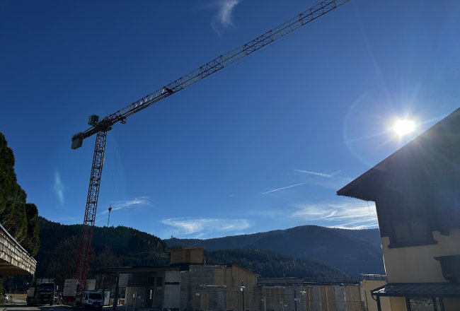 Kran am Neubergerhof