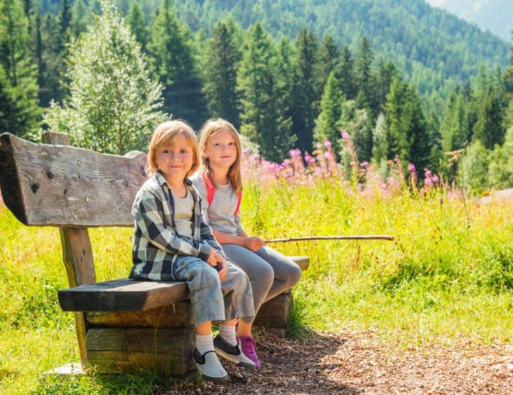  Walking with children