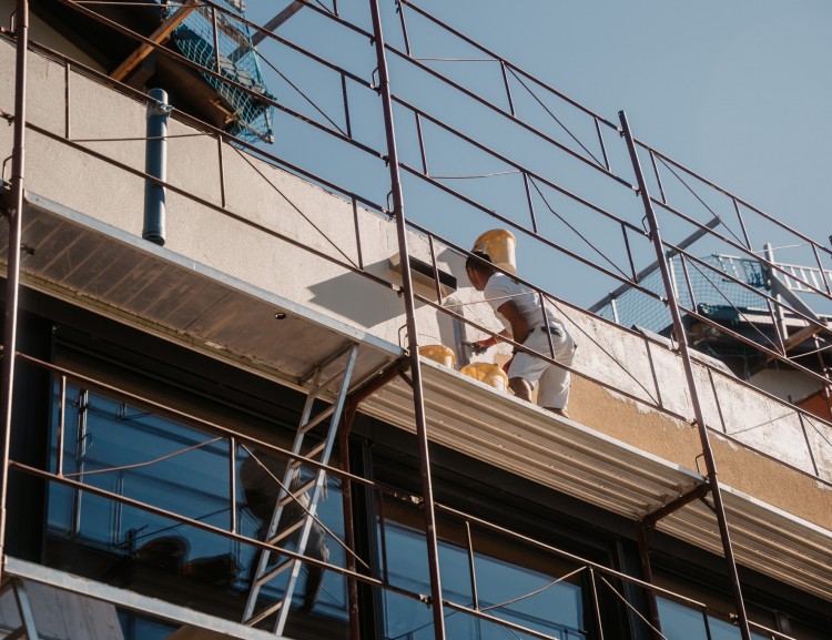 ie Außenfassade des Hotels fast fertiggestellt