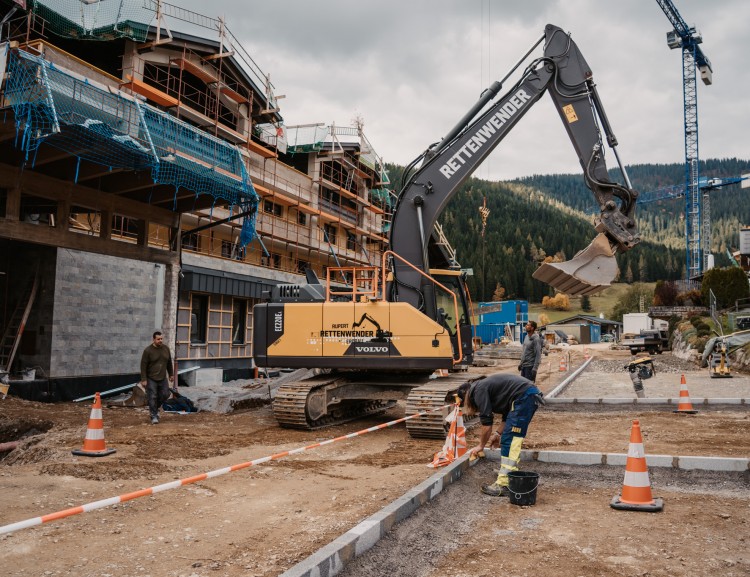 Der Bagger ist weiterhin im Einsatz