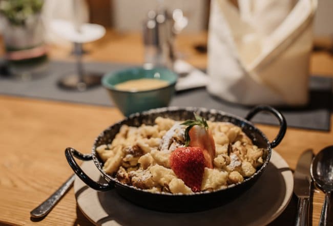 Hausgemachter Kaiserschmarrn