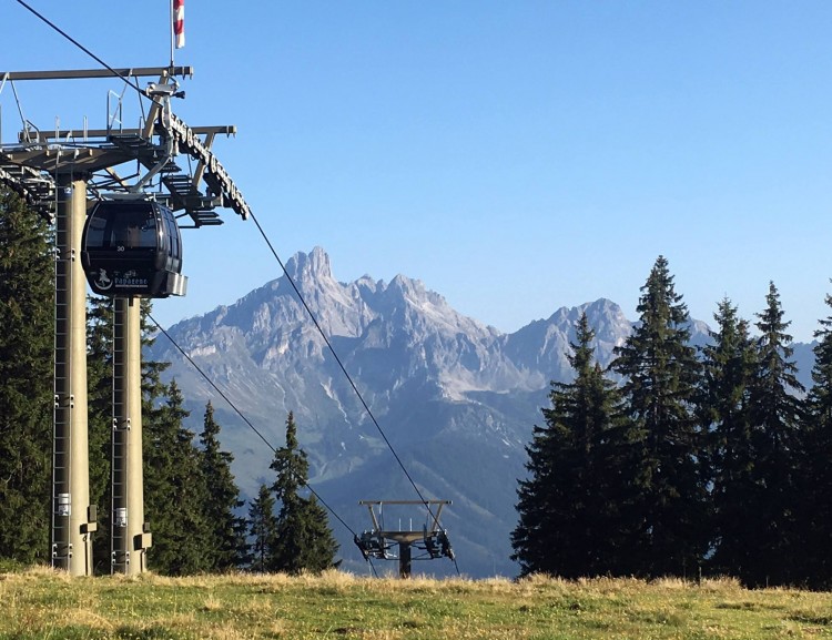 The Papageno cable car in Filzmoos