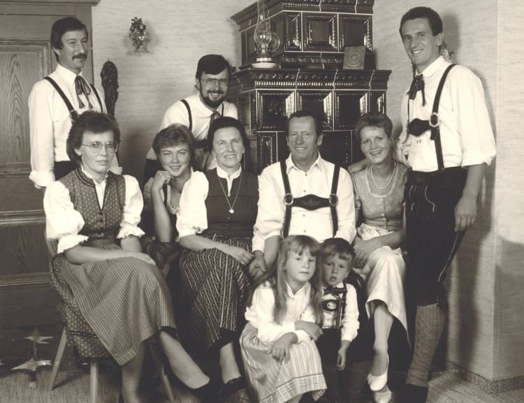 Familienfoto aus den 80er Jahren