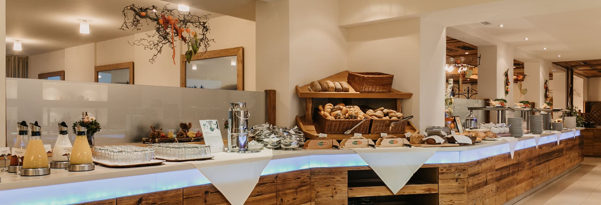  The large breakfast buffet