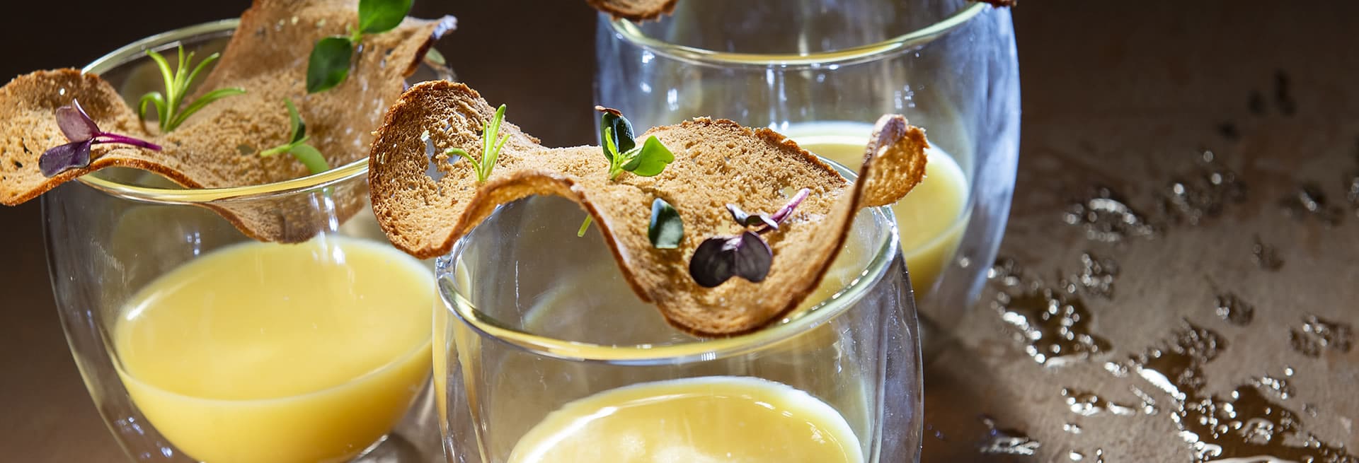Paprika-Creme-Suppe im Neubergerhof