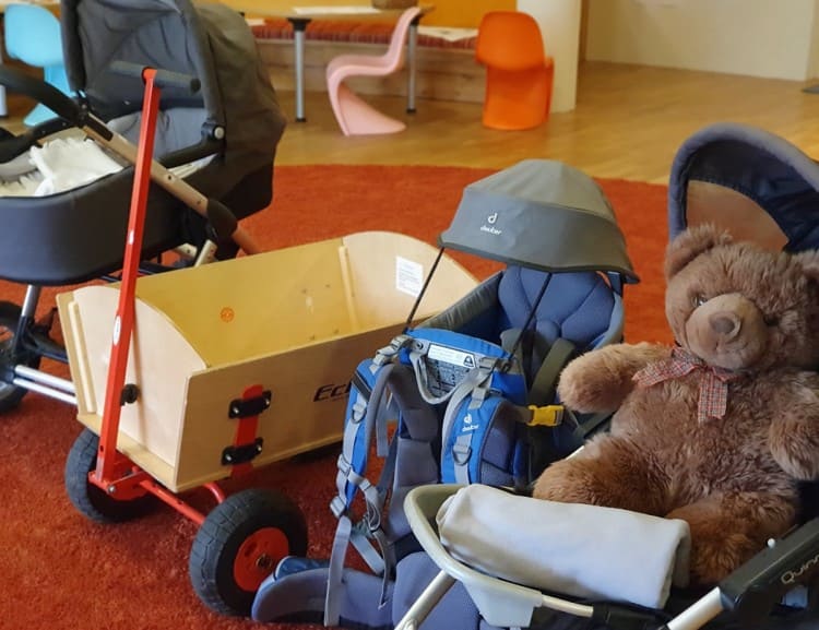  Strollers, handcarts, back carriers - everything is there!