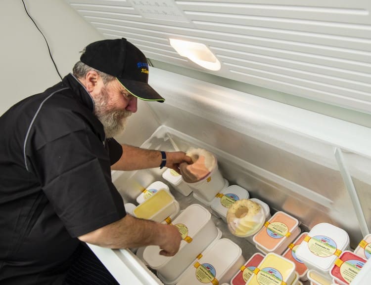  Farm ice cream from the Kirchgasshof © G.A.-Service