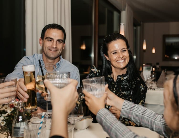 Abendessen mit der Familie im Restaurant