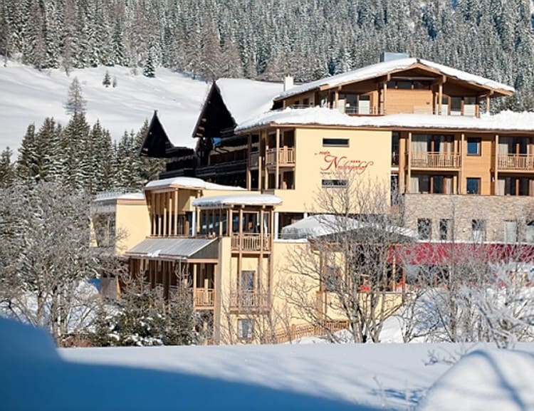  4-star Hotel Neubergerhof in winter © Klaus Bauer
