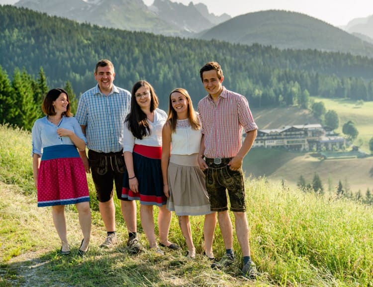 Regelmäßig News von Familie Reiter