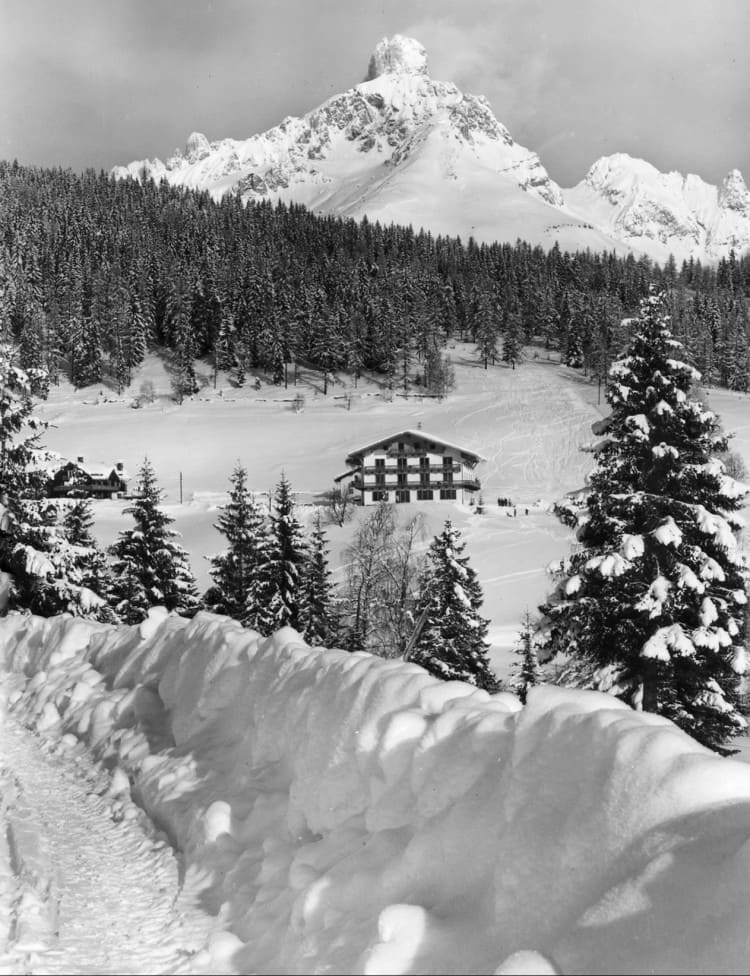 Der erste Teil des Gasthofs Pension Neubergerhof