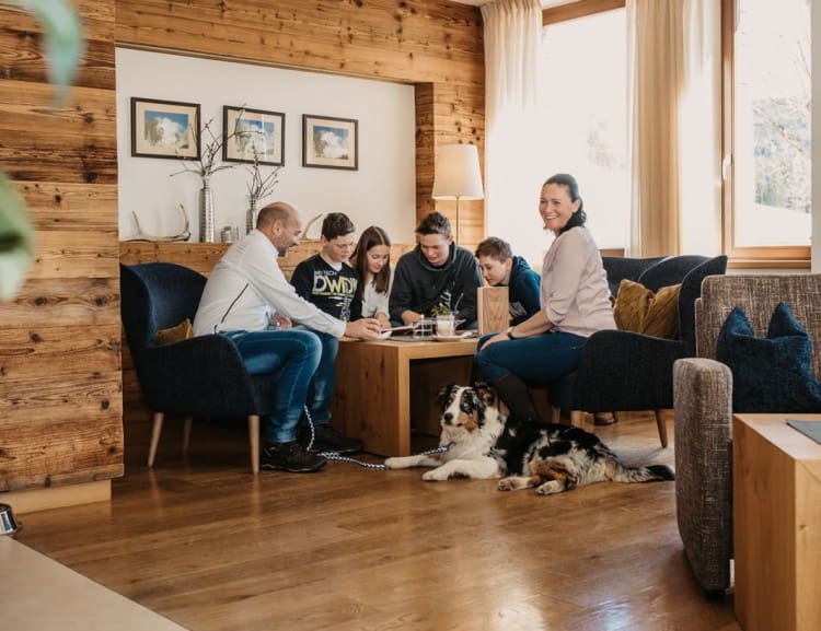  Family vacation in a 4-star hotel with your beloved four-legged friend! © Selina Flasch Photography