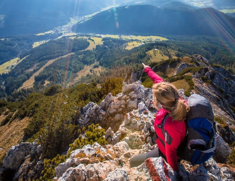 Ausblick ins Tal © Coen Weesjes