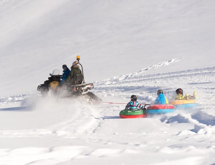 Snowtubing mit dem Quad © Klaus Bauer